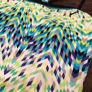 Nike Tops - 4/$25 Nike | printed tight fit running tank Nike Tops - 4/$25 Nike | printed tight fit running tank